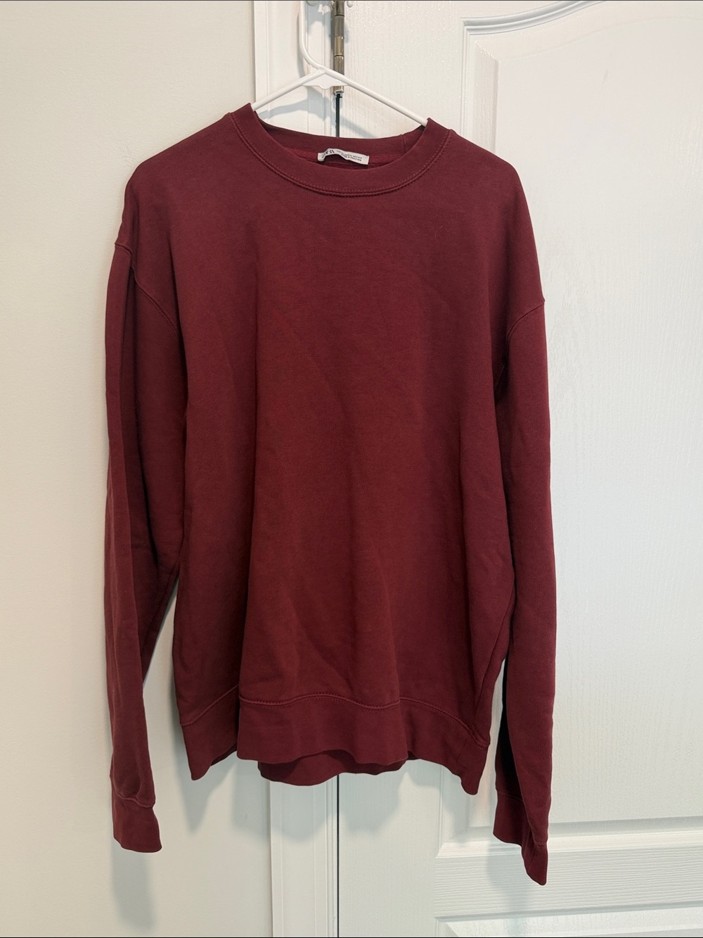 Zara Men's Crewneck Sweater - Maroon